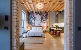 Art Pera Suites